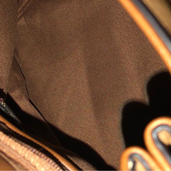 ALDO Faux Suede Bucket Bag - Picture 11 of 12